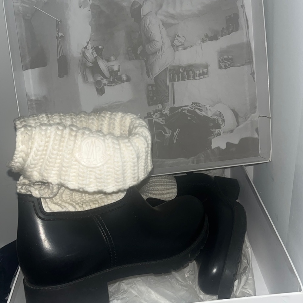 Moncler rainboots